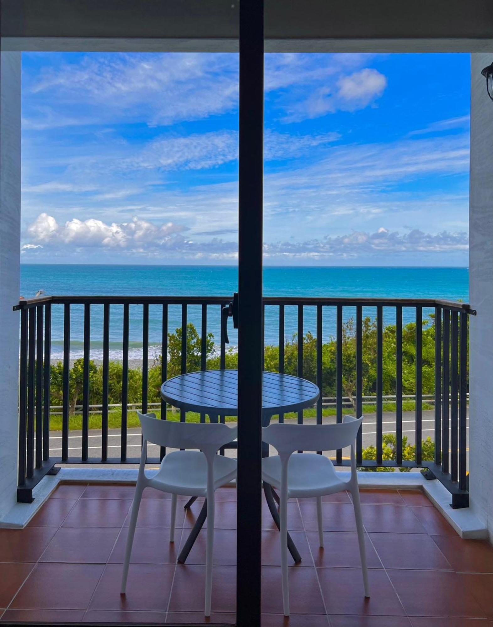 Taitung Blue Sea Villa Чэнгун Экстерьер фото